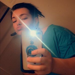 Meet your Posher, Christopher